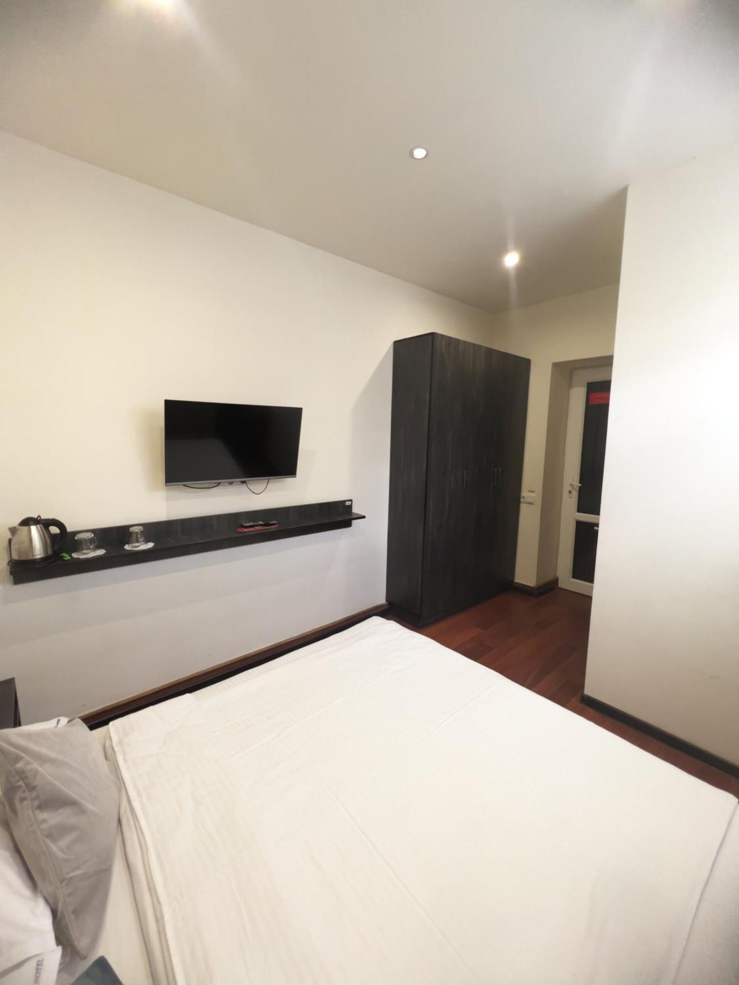 Nava Hotel Ereván Habitación foto